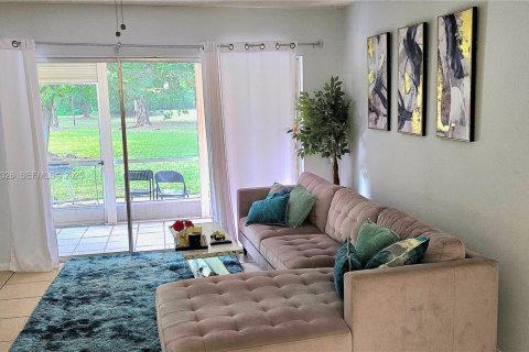 Condominio en alquiler en Boynton Beach, Florida, 2 dormitorios, 95.32 m2 № 1989074 - foto 9