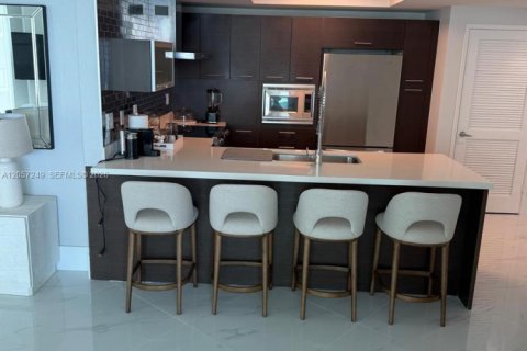 Apartment in Sunny Isles Beach, Florida 3 bedrooms, 134.43 sq.m. № 2246623 - photo 5