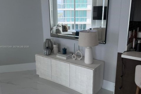 Apartment in Sunny Isles Beach, Florida 3 bedrooms, 134.43 sq.m. № 2246623 - photo 6