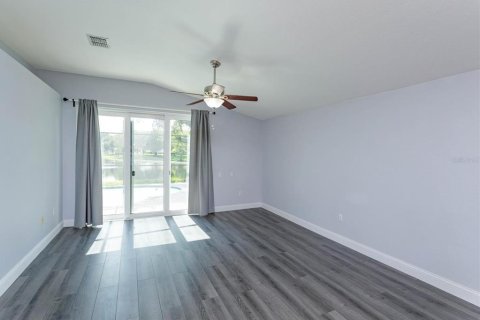 House in Orlando, Florida 3 bedrooms, 189.43 sq.m. № 1761902 - photo 12