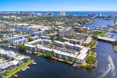 Купить кондоминиум в Помпано-Бич, Флорида 2 спальни, 96.15м2, № 1927848 - фото 3