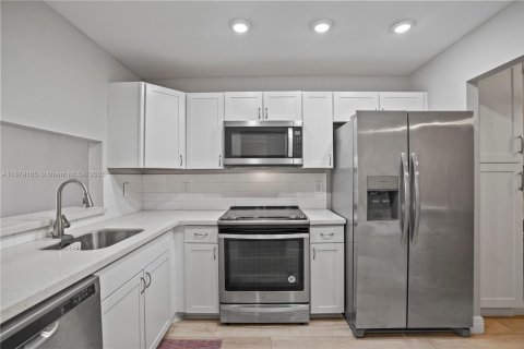 Купить кондоминиум в Помпано-Бич, Флорида 2 спальни, 96.15м2, № 1927848 - фото 24