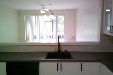 Townhouse in Orlando, Florida 3 bedrooms, 156.26 sq.m. № 2121720 - photo 21