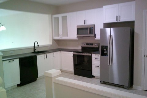 Townhouse in Orlando, Florida 3 bedrooms, 156.26 sq.m. № 2121720 - photo 3