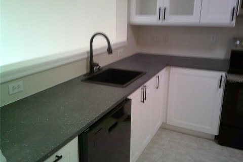 Townhouse in Orlando, Florida 3 bedrooms, 156.26 sq.m. № 2121720 - photo 27