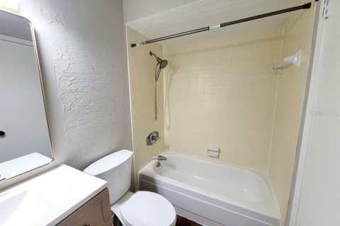 Villa ou maison à louer à Gainesville, Floride: 4 chambres, 156.45 m2 № 2294725 - photo 15
