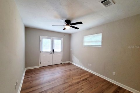 Villa ou maison à louer à Gainesville, Floride: 4 chambres, 156.45 m2 № 2294725 - photo 16