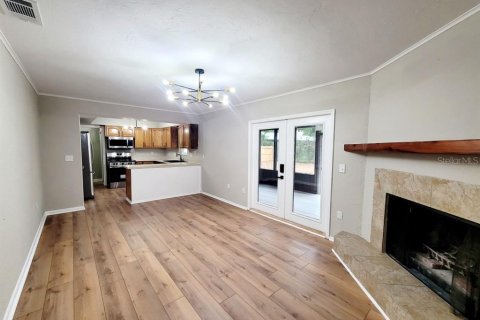 Villa ou maison à louer à Gainesville, Floride: 4 chambres, 156.45 m2 № 2294725 - photo 3