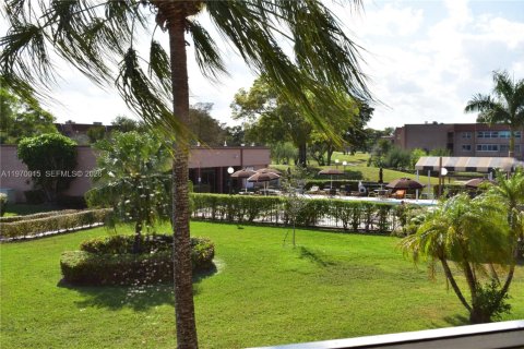 Condominio en venta en Sunrise, Florida, 2 dormitorios, 90.67 m2 № 2030814 - foto 17