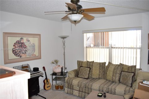 Condominio en venta en Sunrise, Florida, 2 dormitorios, 90.67 m2 № 2030814 - foto 9