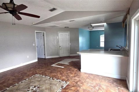Casa en venta en Dundee, Florida, 4 dormitorios, 173.36 m2 № 2384236 - foto 11