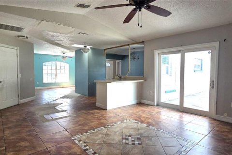 Casa en venta en Dundee, Florida, 4 dormitorios, 173.36 m2 № 2384236 - foto 12