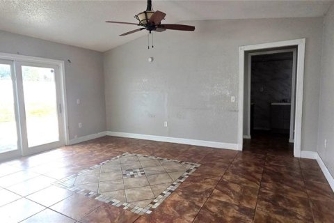 Casa en venta en Dundee, Florida, 4 dormitorios, 173.36 m2 № 2384236 - foto 13