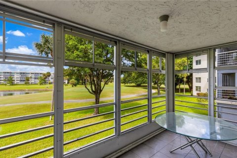 Copropriété à vendre à Pompano Beach, Floride: 3 chambres, 158.86 m2 № 2084404 - photo 16