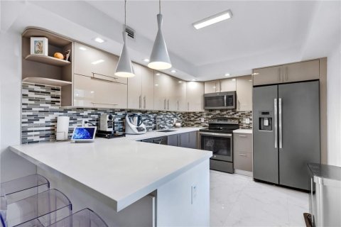 Copropriété à vendre à Pompano Beach, Floride: 3 chambres, 158.86 m2 № 2084404 - photo 6