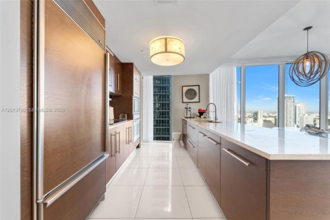 Copropriété à louer à Miami, Floride: 2 chambres, 108.51 m2 № 2075668 - photo 9