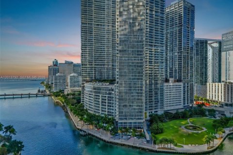 Copropriété à louer à Miami, Floride: 2 chambres, 108.51 m2 № 2075668 - photo 27