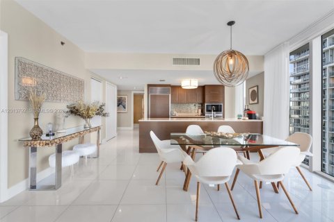Copropriété à louer à Miami, Floride: 2 chambres, 108.51 m2 № 2075668 - photo 7
