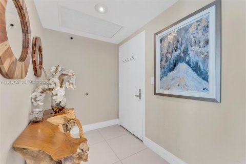 Copropriété à louer à Miami, Floride: 2 chambres, 108.51 m2 № 2075668 - photo 21