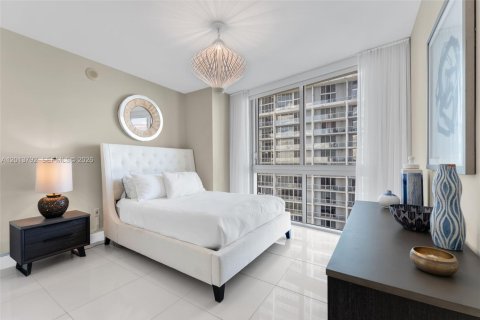 Copropriété à louer à Miami, Floride: 2 chambres, 108.51 m2 № 2075668 - photo 17