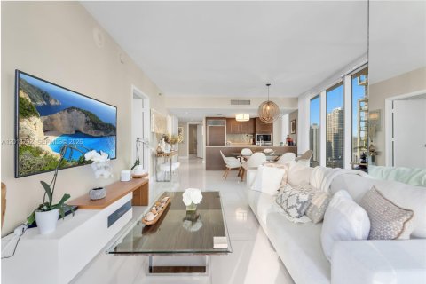 Copropriété à louer à Miami, Floride: 2 chambres, 108.51 m2 № 2075668 - photo 5