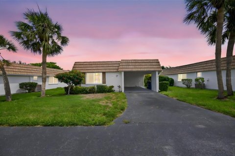 House in Sarasota, Florida 1 bedroom, 80.27 sq.m. № 1782603 - photo 1