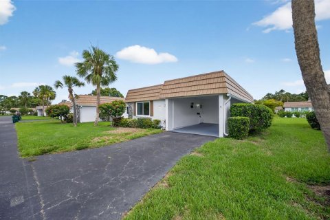 House in Sarasota, Florida 1 bedroom, 80.27 sq.m. № 1782603 - photo 22