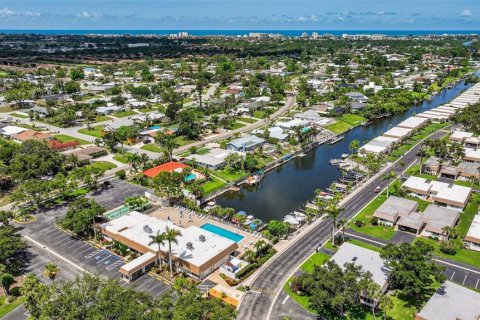 House in Sarasota, Florida 1 bedroom, 80.27 sq.m. № 1782603 - photo 28