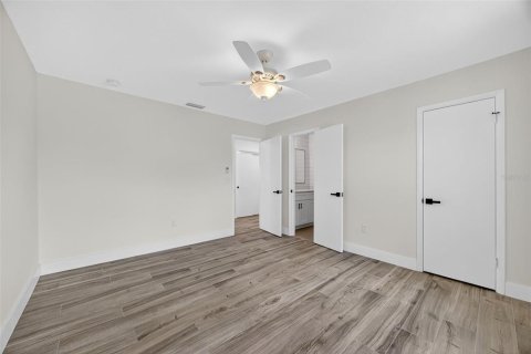 House in Sarasota, Florida 1 bedroom, 80.27 sq.m. № 1782603 - photo 16