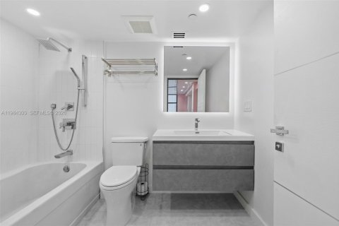 Снять в аренду кондоминиум в Санни-Айлс-Бич, Флорида 3 спальни, 210.14м2, № 2045495 - фото 22