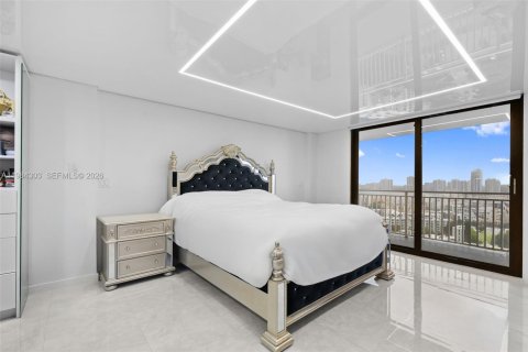 Снять в аренду кондоминиум в Санни-Айлс-Бич, Флорида 3 спальни, 210.14м2, № 2045495 - фото 14