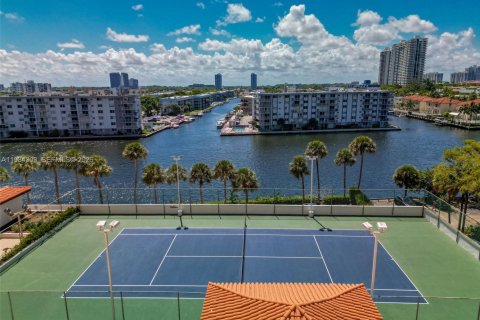 Снять в аренду кондоминиум в Санни-Айлс-Бич, Флорида 3 спальни, 210.14м2, № 2045495 - фото 25