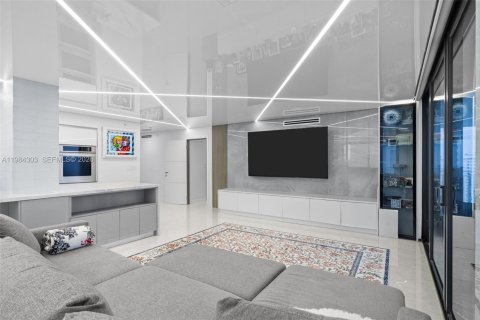 Снять в аренду кондоминиум в Санни-Айлс-Бич, Флорида 3 спальни, 210.14м2, № 2045495 - фото 7