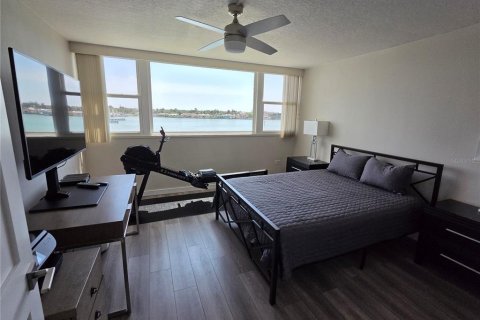 Copropriété à louer à Treasure Island, Floride: 2 chambres, 121.52 m2 № 2093197 - photo 21