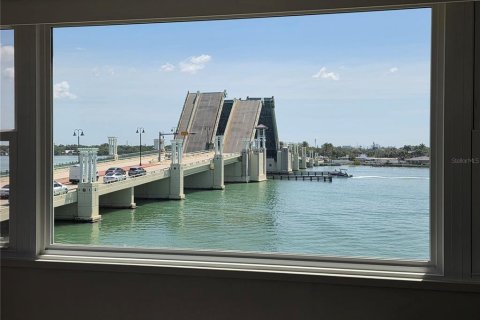 Copropriété à louer à Treasure Island, Floride: 2 chambres, 121.52 m2 № 2093197 - photo 22