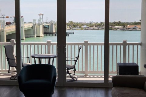Copropriété à louer à Treasure Island, Floride: 2 chambres, 121.52 m2 № 2093197 - photo 19