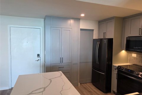 Copropriété à louer à Treasure Island, Floride: 2 chambres, 121.52 m2 № 2093197 - photo 14