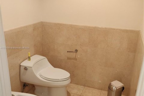 Copropriété à louer à Hollywood, Floride: 3 chambres, 196.49 m2 № 1862098 - photo 27