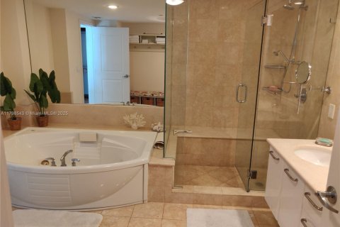 Copropriété à louer à Hollywood, Floride: 3 chambres, 196.49 m2 № 1862098 - photo 26