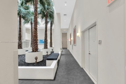Купить кондоминиум в Авентура, Флорида 2 спальни, 115.29м2, № 1963351 - фото 18
