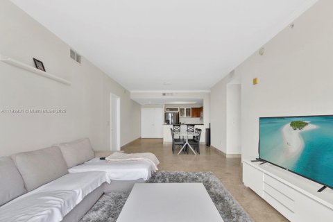 Купить кондоминиум в Авентура, Флорида 2 спальни, 115.29м2, № 1963351 - фото 4