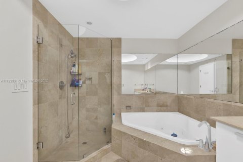 Купить кондоминиум в Авентура, Флорида 2 спальни, 115.29м2, № 1963351 - фото 12