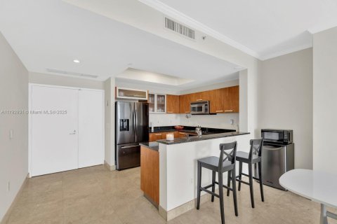 Купить кондоминиум в Авентура, Флорида 2 спальни, 115.29м2, № 1963351 - фото 8
