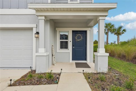 Villa ou maison à vendre à Kissimmee, Floride: 4 chambres, 174.56 m2 № 2410593 - photo 2