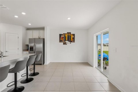Villa ou maison à vendre à Kissimmee, Floride: 4 chambres, 174.56 m2 № 2410593 - photo 8