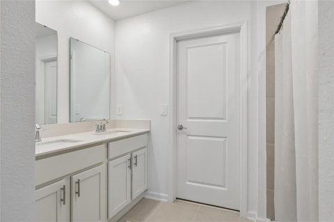 Villa ou maison à vendre à Kissimmee, Floride: 4 chambres, 174.56 m2 № 2410593 - photo 28