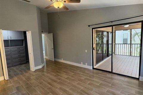 House in Fort Myers, Florida 2 bedrooms, 144.74 sq.m. № 1894987 - photo 20