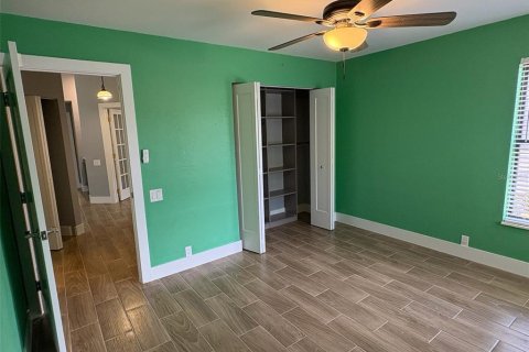 House in Fort Myers, Florida 2 bedrooms, 144.74 sq.m. № 1894987 - photo 25