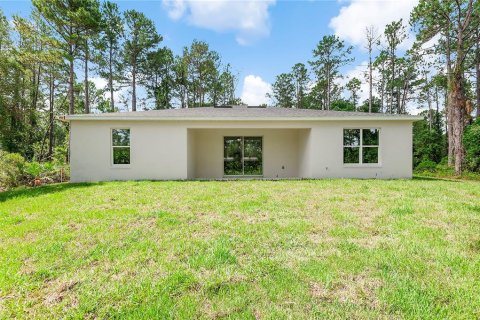 House in Eustis, Florida 4 bedrooms, 207.54 sq.m. № 1754891 - photo 22