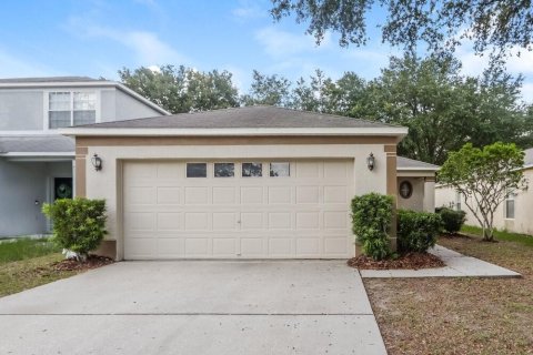 Villa ou maison à louer à Seffner, Floride: 3 chambres, 118.91 m2 № 1905139 - photo 1